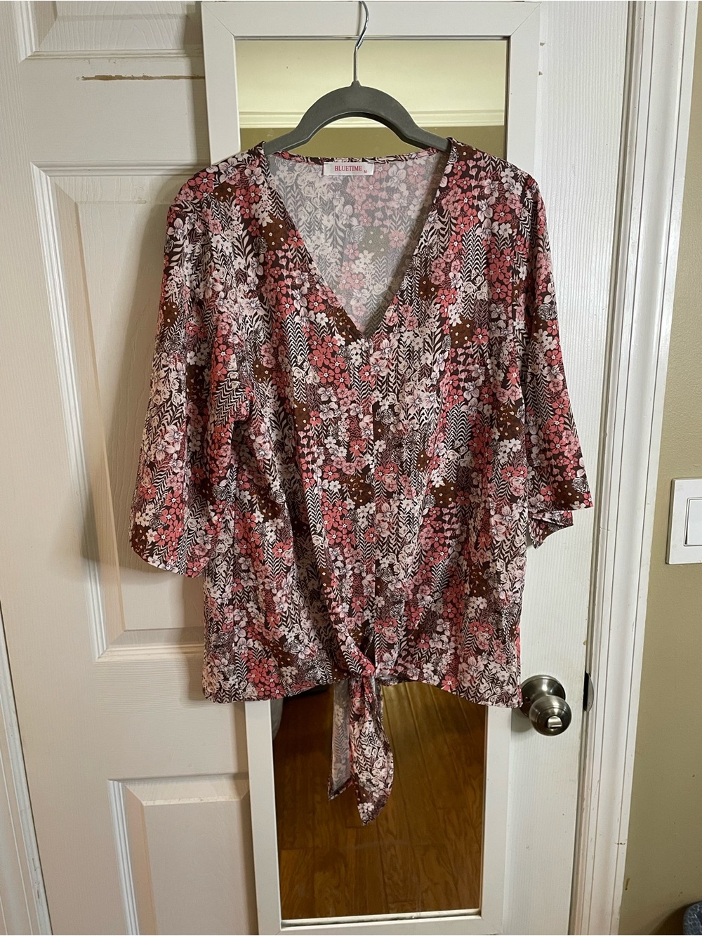 Bluetime Floral Tie Front V Neck Blouse Pink Brown Size M